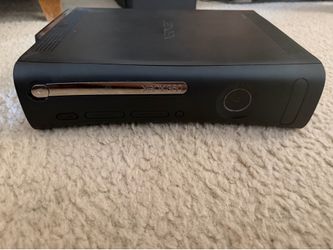 Used Black Xbox 360 with controller