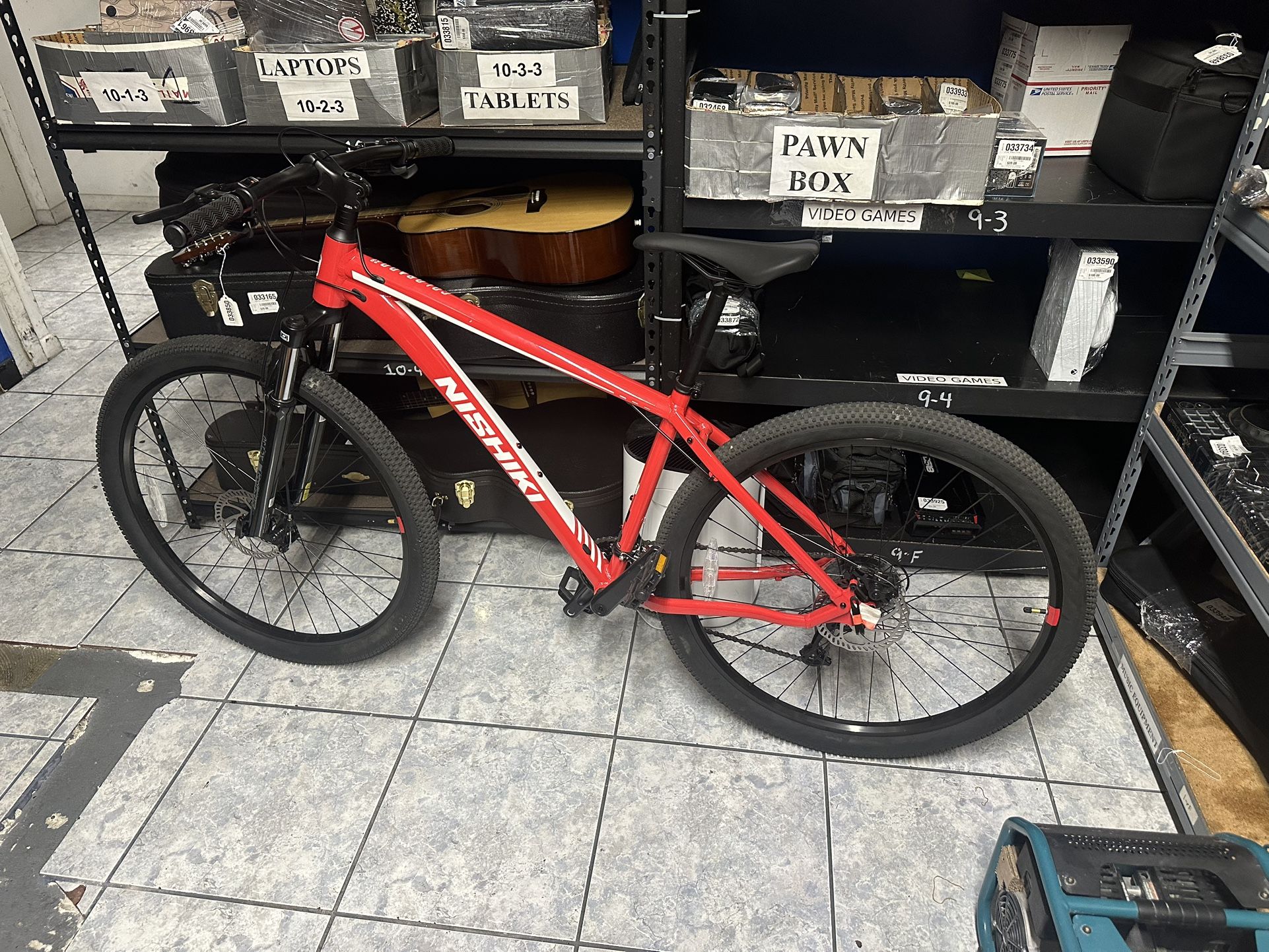 Nishiki - Colorado 29 Bicycle