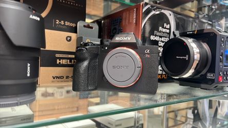 Sony a7 R5 open box