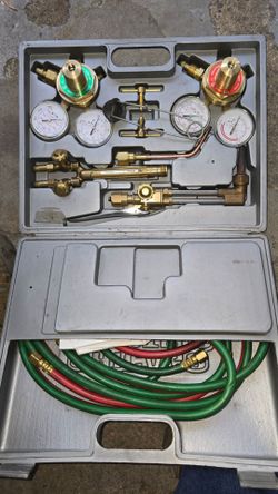 Chicago Heavy Duty Oxygen and Acetylene Welding Kit