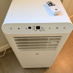 New LG AC Unit. Portable AC. 8000 BTU. Window Kit And Remote Included