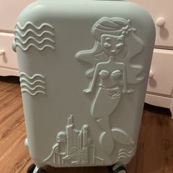 New Disney Princess Ariel 2 Piece Luggage 