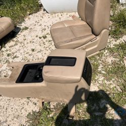 2008 Gmc Yukon 4 Doors And Center Console