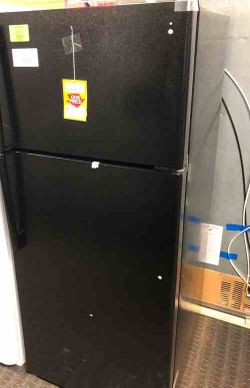 Brand New GE Top Freezer Refrigerator in Black (Model:GTS18GTNRBB) FJLLJ