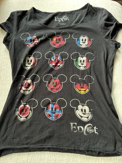 Disney EPCOT Black Cap Sleeve Tshirt 