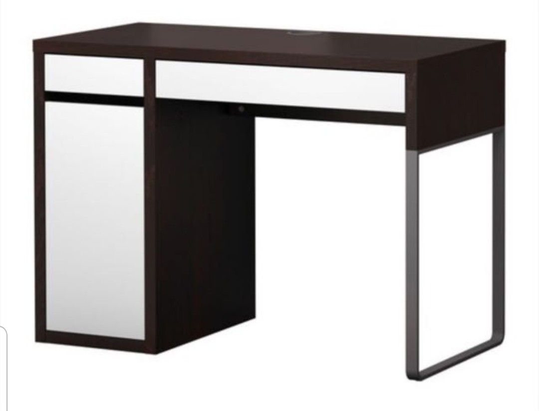 IKEA desk for SALE