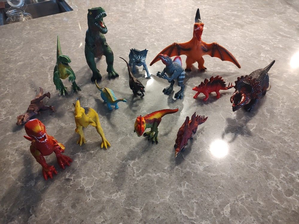 Dinosaurs Set plastic (14)
