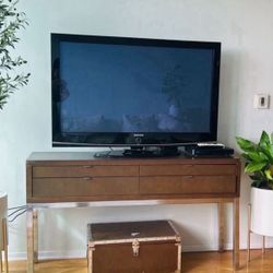 Side Table / Stand (West Elm)  (Downtown )