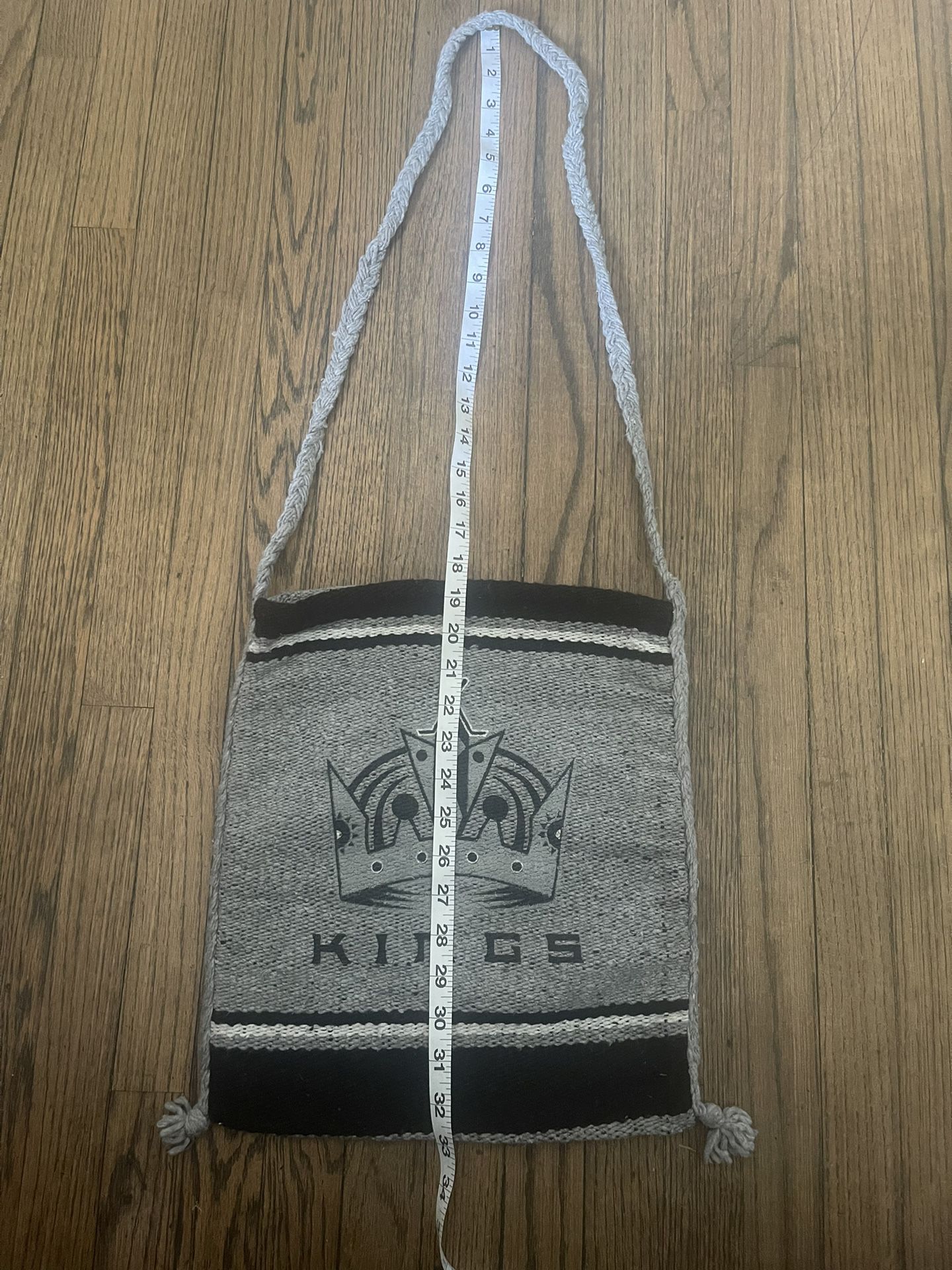 NEW LA Kings Tote Bag From Mexico - $10 (Firm) for Sale in Riverside, CA -  OfferUp