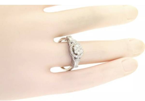 18K White Gold Elegant 0.65CT VS Diamond cluster Cocktail Ring size7.5