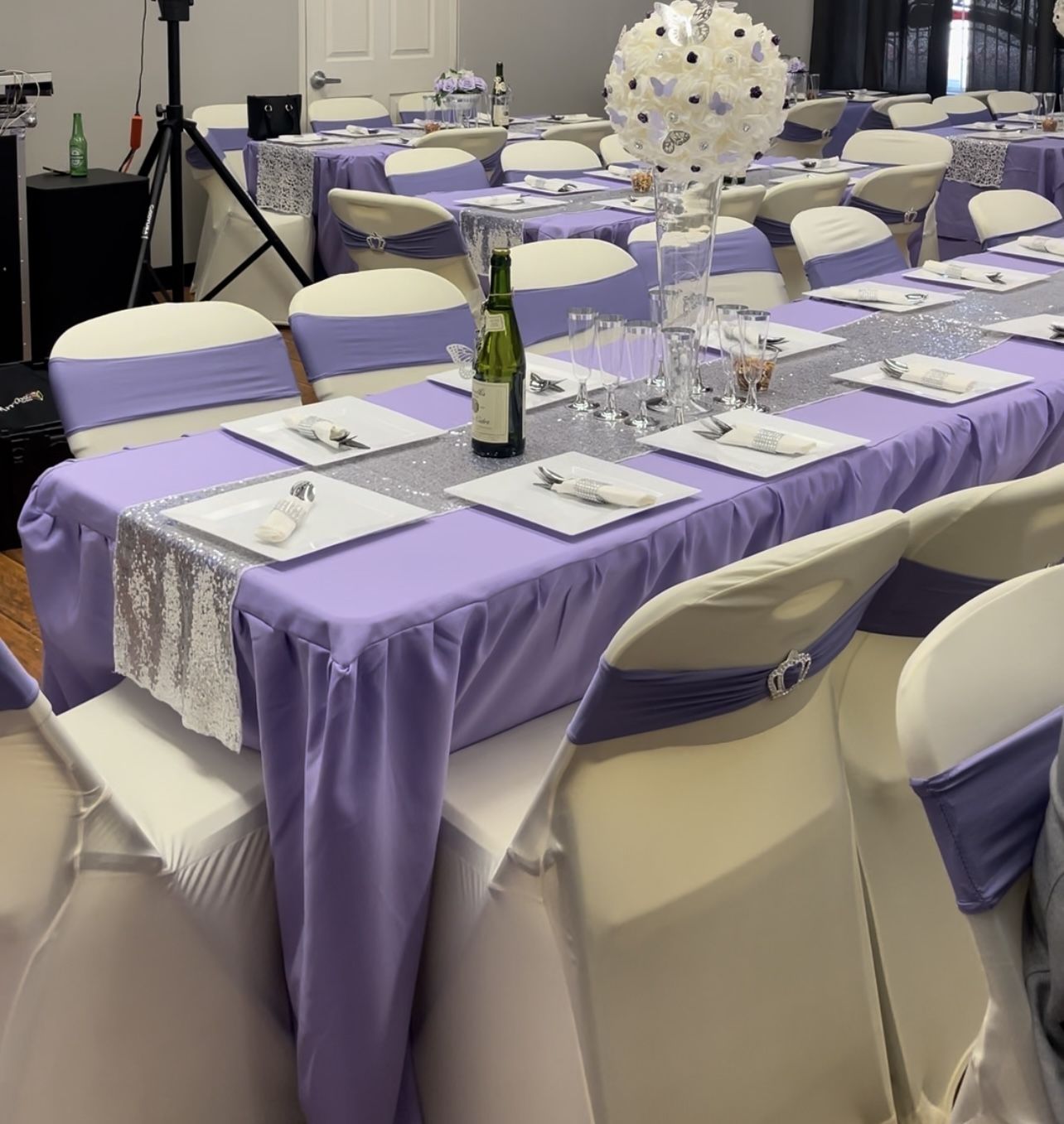 Manteles Con Falda, Color, Morado, Lila, También Tengo los Runners color plata, los que están en la mesa, puestos con mantel, morado, lila