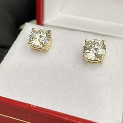 14K 4.09 Carats Stunning VS2 Lab Diamond Studs