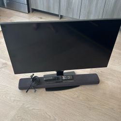 Samsung 43” 4K Smart TV + Yamaha Sound Bar (with Remotes & Swivel Mount)