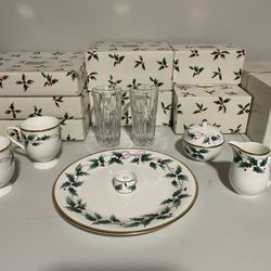 Mikasa Bone China Ribbon Holly Set of 12