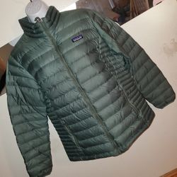 Patagonia Down winter Puffer Jacket (WOMENS XL)