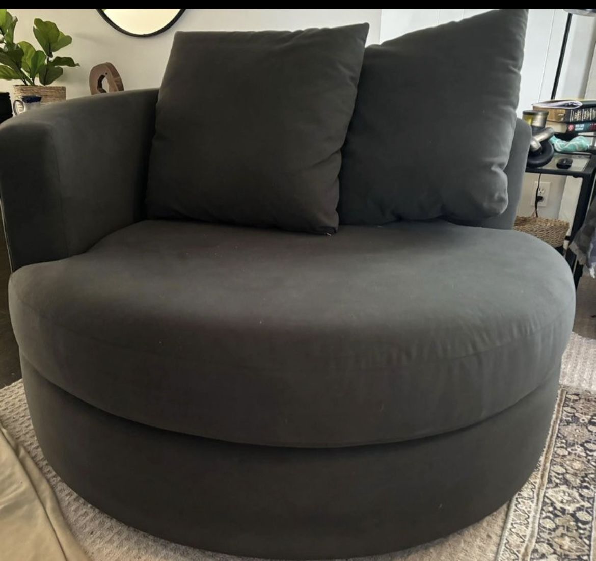 Pottery Barn - Balboa 51" Grand Swivel Chair - LIKE NEW