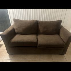 couch with pull out bed