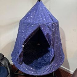 Swinging egg pod chair for kids **best offer, not free**