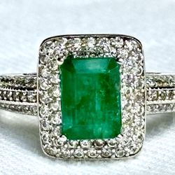 Size 9 Genuine Colombian emerald ring, silver 925, real natural emerald, carats 1.3