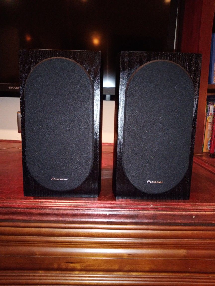 PIONEER SP-BS22-LR Bookshelf Speakers