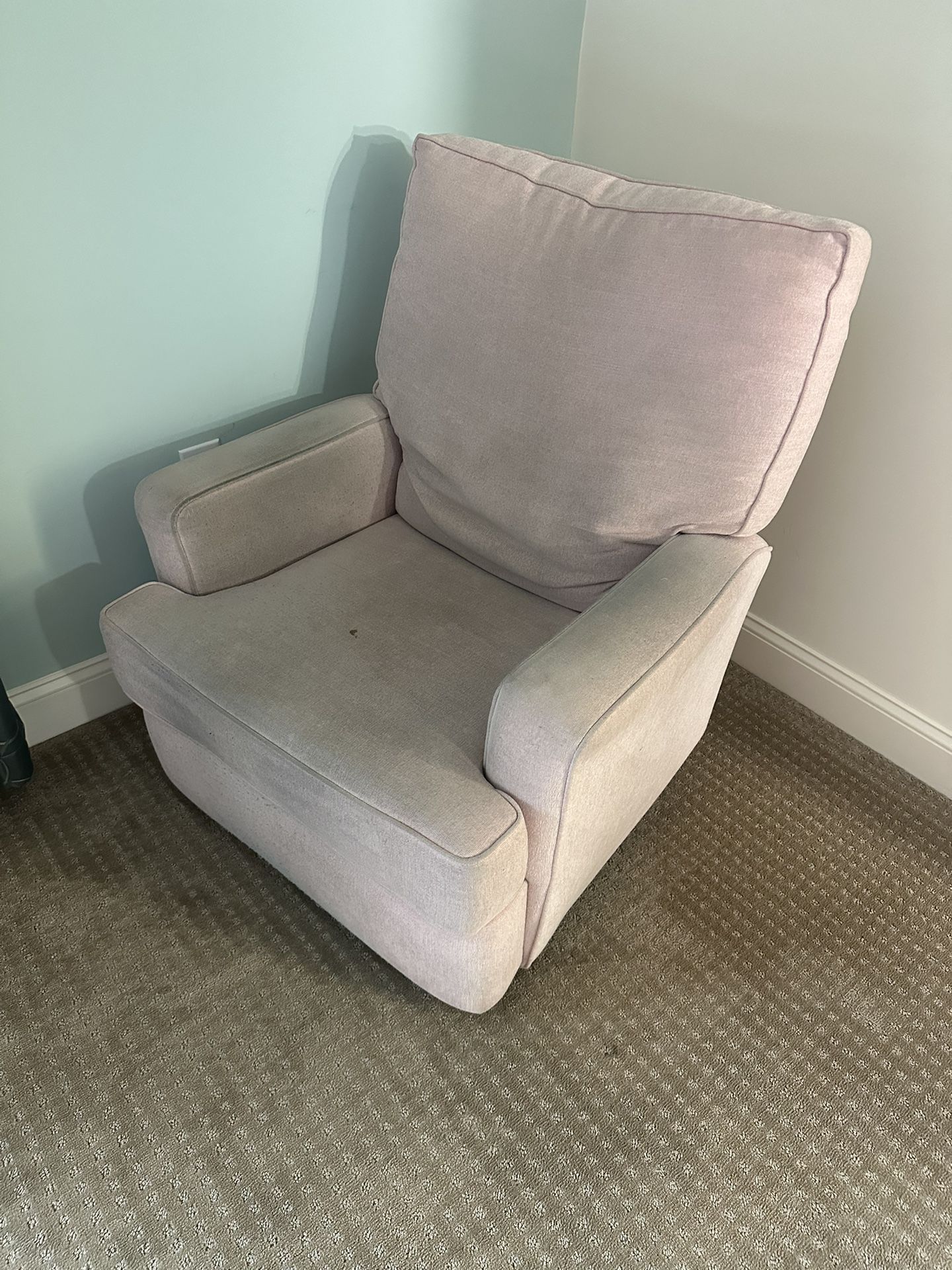 Free - recliner/ Swivel Chair