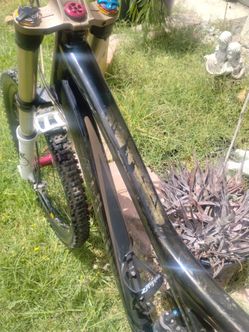 Specialized carbon fiber Enduro
