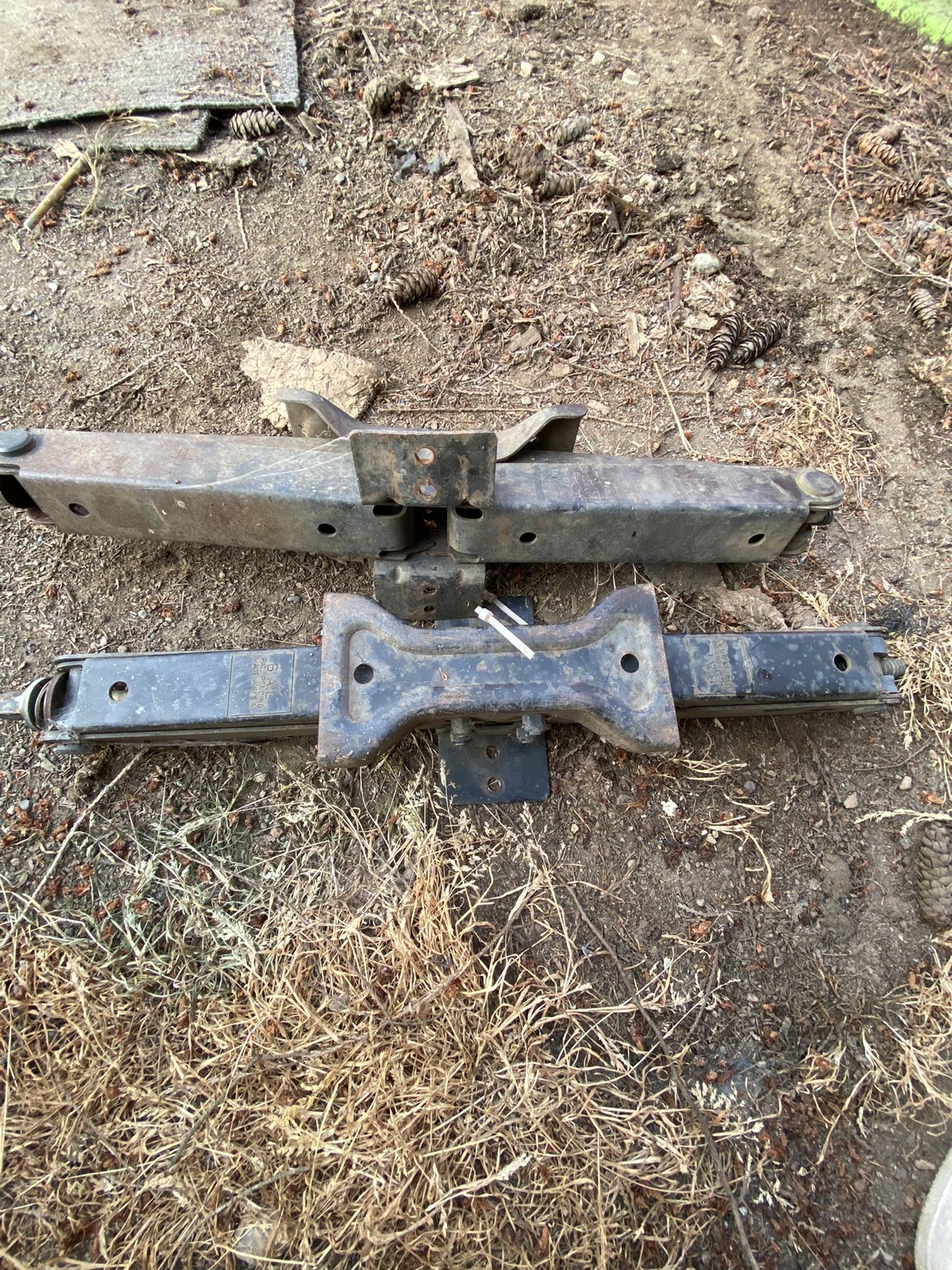 RV trailer jacks 