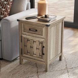 LINSY HOME Farmhouse End Table, Side Table with Drawer and Storage Cabinet, Sofa Table for Living ROM, Small Nightstand for Bedroom, Light Brown