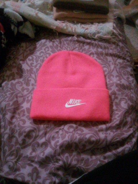 Nike Women's Hot Pink Winter Hat. 