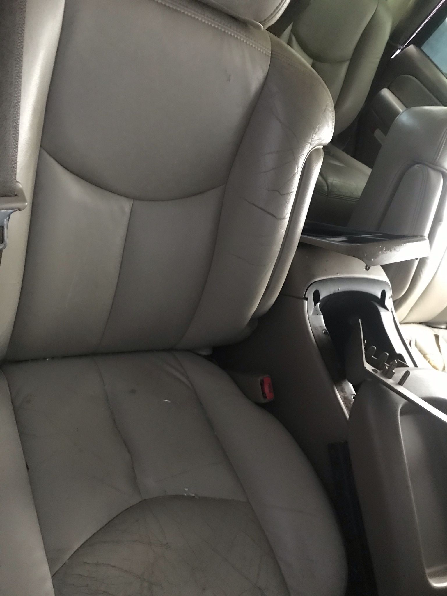 GMC Yukon Seats