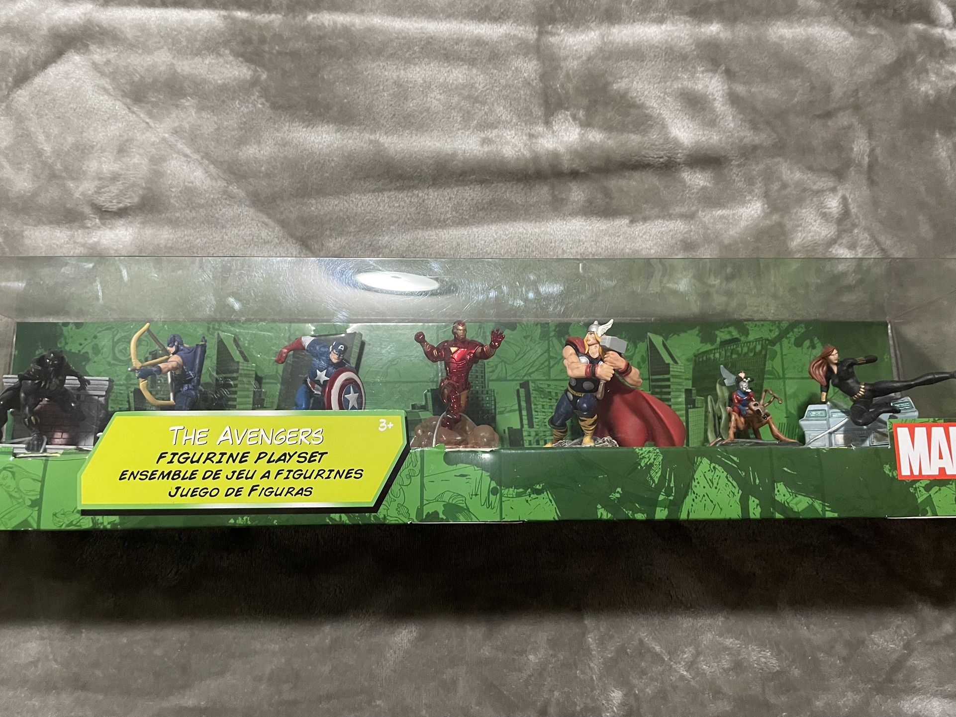 Disney Store Marvel Avengers Figurine Set