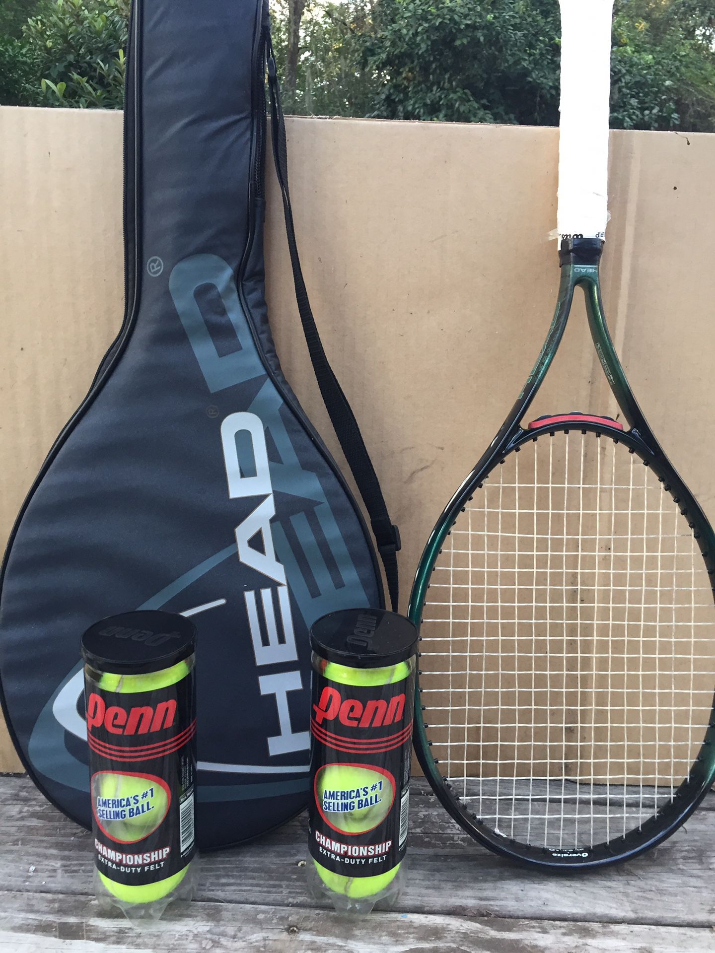 Head Tennis Racket. Oversized