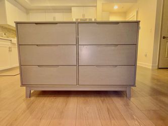 Like-New Solid Pine 6-Drawer Dresser | Gray Wash | Professionally Assembled