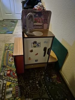 Blues Clues Wooden Kitchen