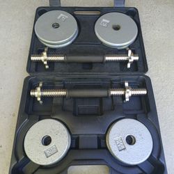 30lbs Adjustable free weights Dumbells w case