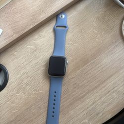Apple Watch SE