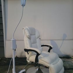 Lashing And Facials Chair 