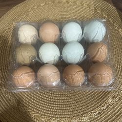 Fresh organic Free-Range Eggs-10/dozen 