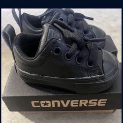 Zapatos  Converge Para Niño Nuevos  Size 2c $30