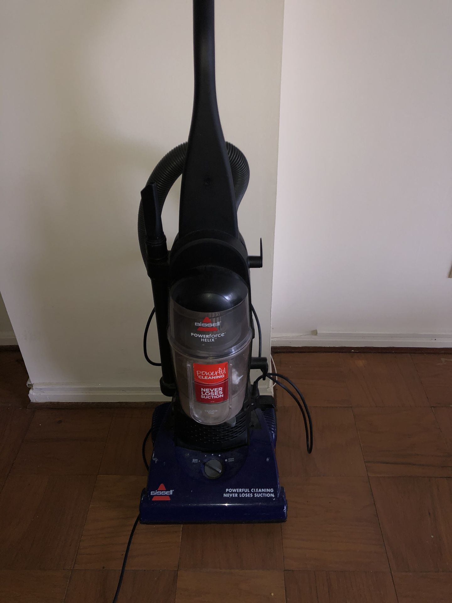 Working Vacuum cleaner for sale !