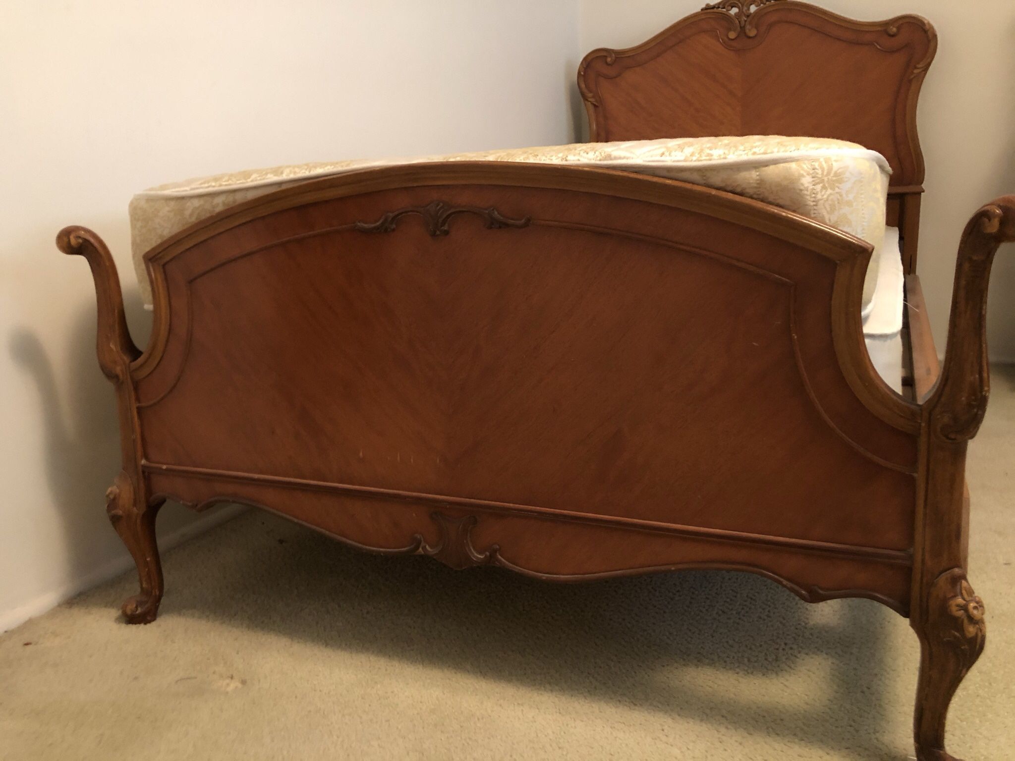 Incredible Antique Bedroom Set for Sale in Tustin, CA - OfferUp