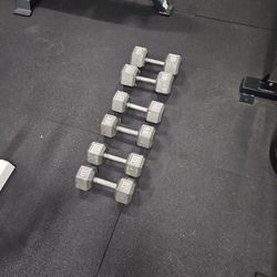 30, 35, 40 Dumbells