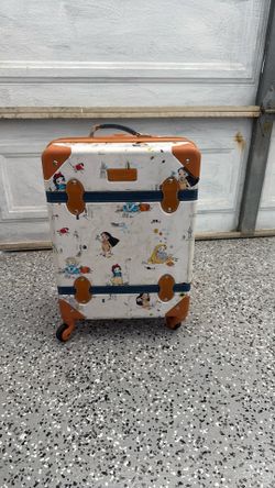 Disney Animator Suitcase 20”