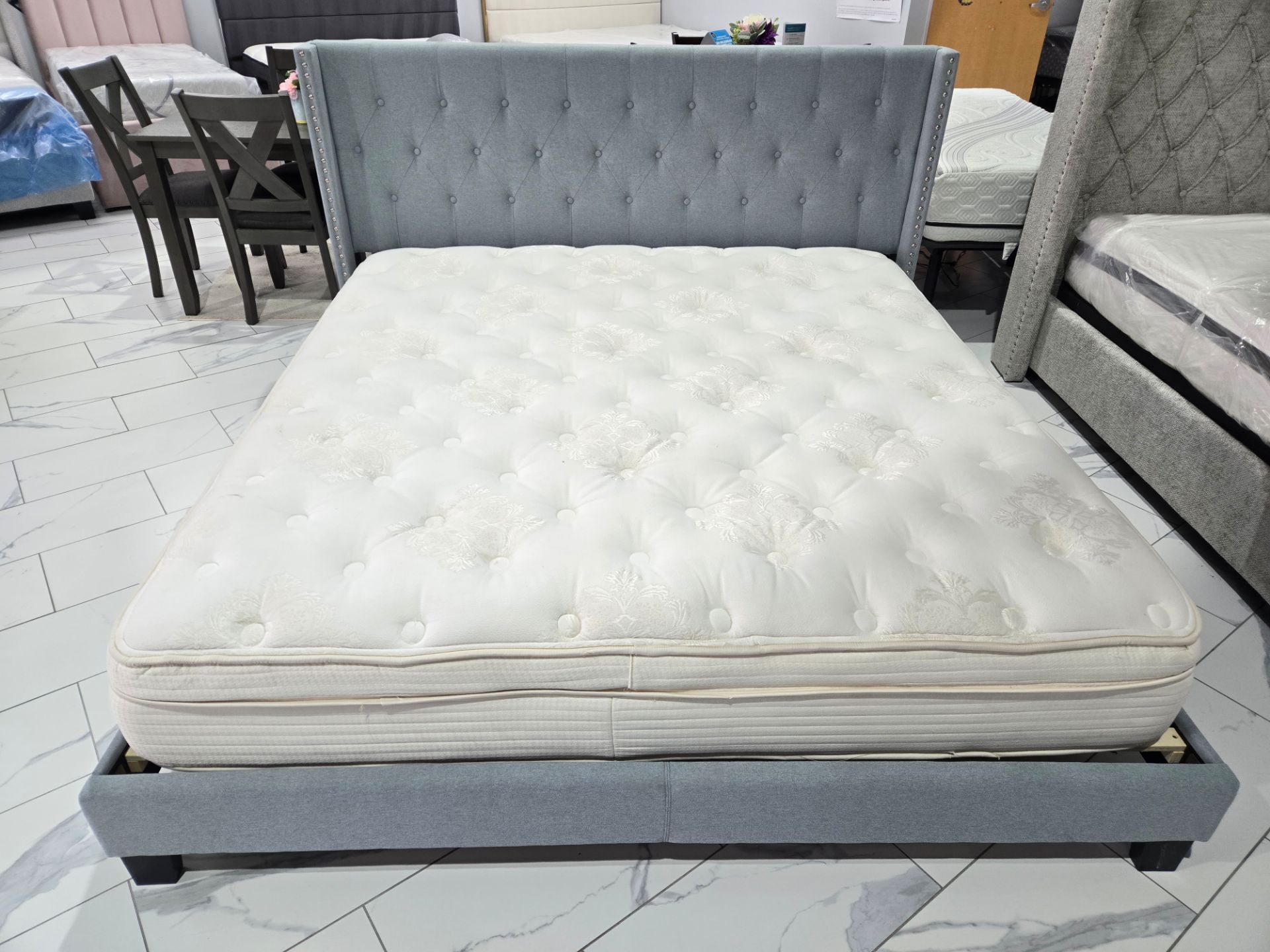 King Sizes bed with Mattress