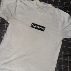 Supreme Paris Box Logo 