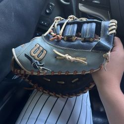 Wilson A2000 First Base Glove 12.5’