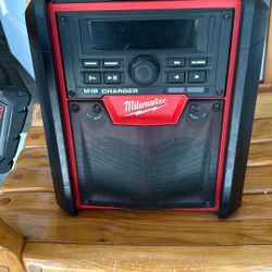 Milwaukee Speaker 