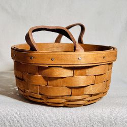 Vintage Longaberger Basket w/ 2 Leather Strap Handles 