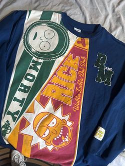 Rick & Morty sweatshirt large