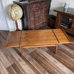 Mid Century Modern Coffee Table 
